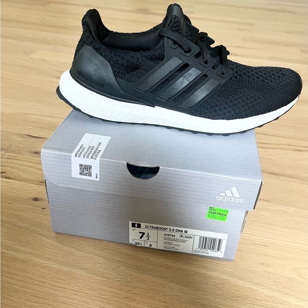 Women’s Adidas Ultraboost 5.0 DNA